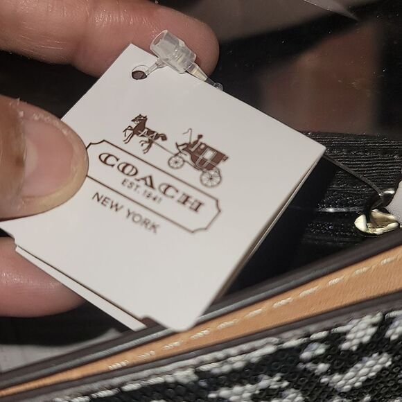 COACH 2013 BLEEKER MIXED MEDIA CLUTCH NWT And DUST BAG - Picture 9 of 13